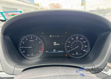 2017 Genesis G80 Base из США, поврежденный, VIN KMHGN4JE1HU168618